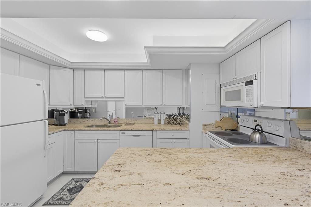 3443 Gulf Shore Blvd N, Unit 503, Naples, FL 34103 Photo