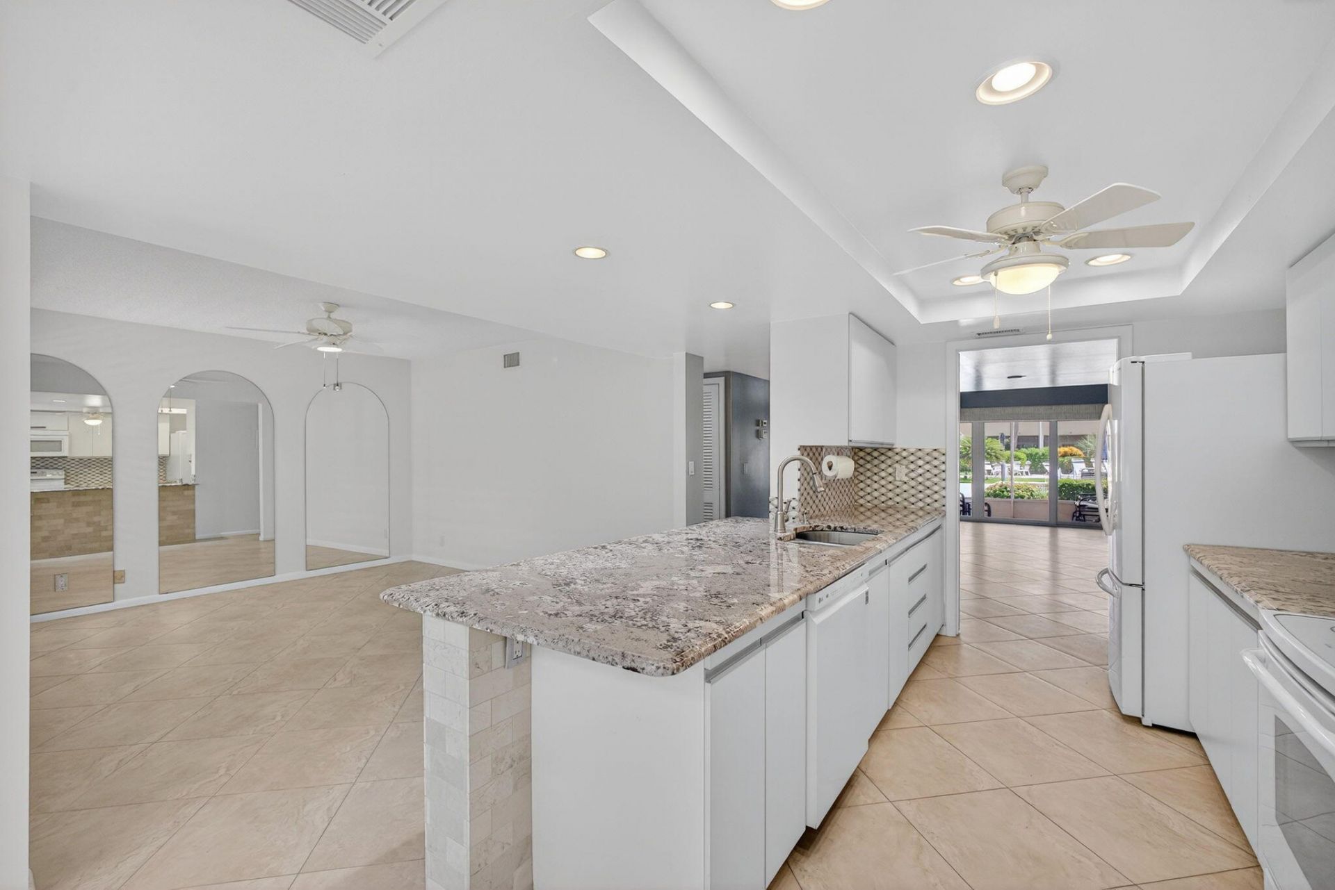 1100 Surf Road, Unit 109, Singer Island, FL 33404 Photo
