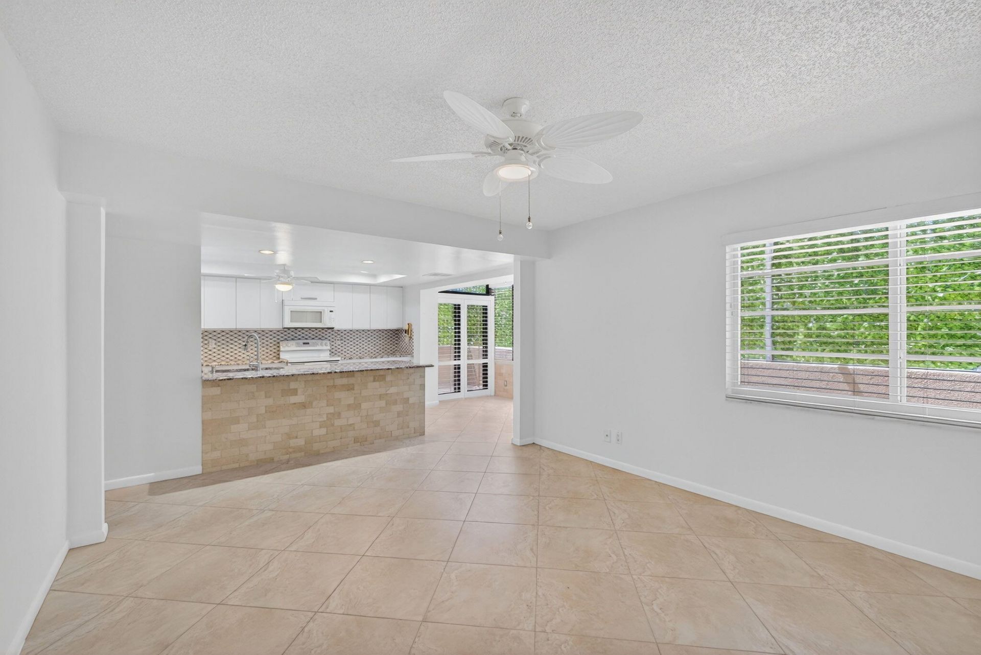 1100 Surf Road, Unit 109, Singer Island, FL 33404 Photo