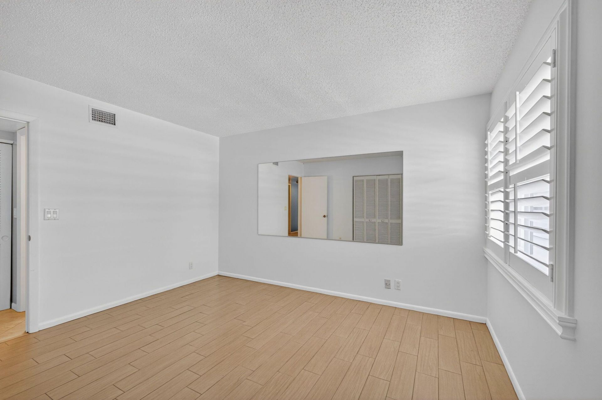 1100 Surf Road, Unit 109, Singer Island, FL 33404 Photo