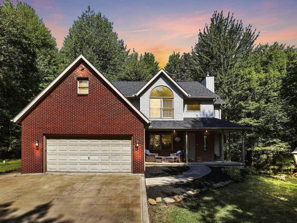 6690 Watkins Road SW, Pataskala, OH 43062