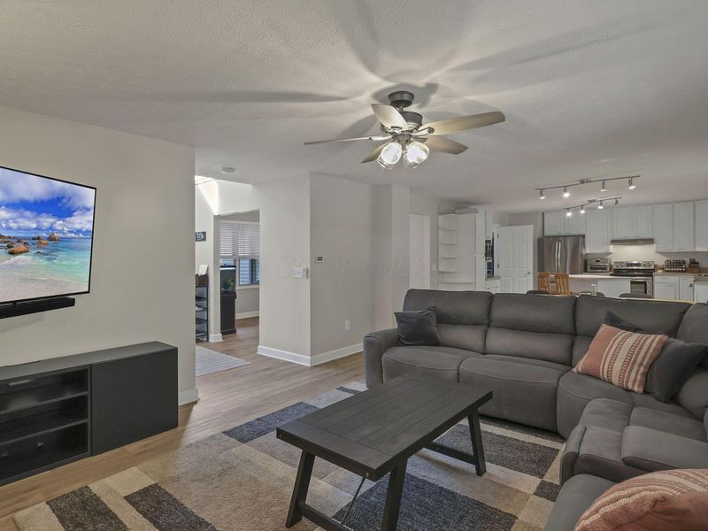 6690 Watkins Road SW, Pataskala, OH 43062 Photo 16