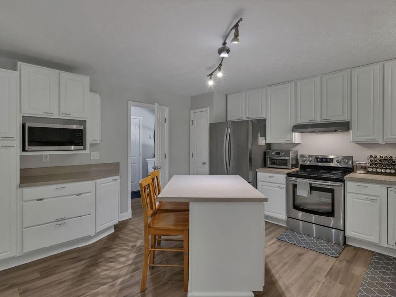 6690 Watkins Road SW, Pataskala, OH 43062 Photo 25