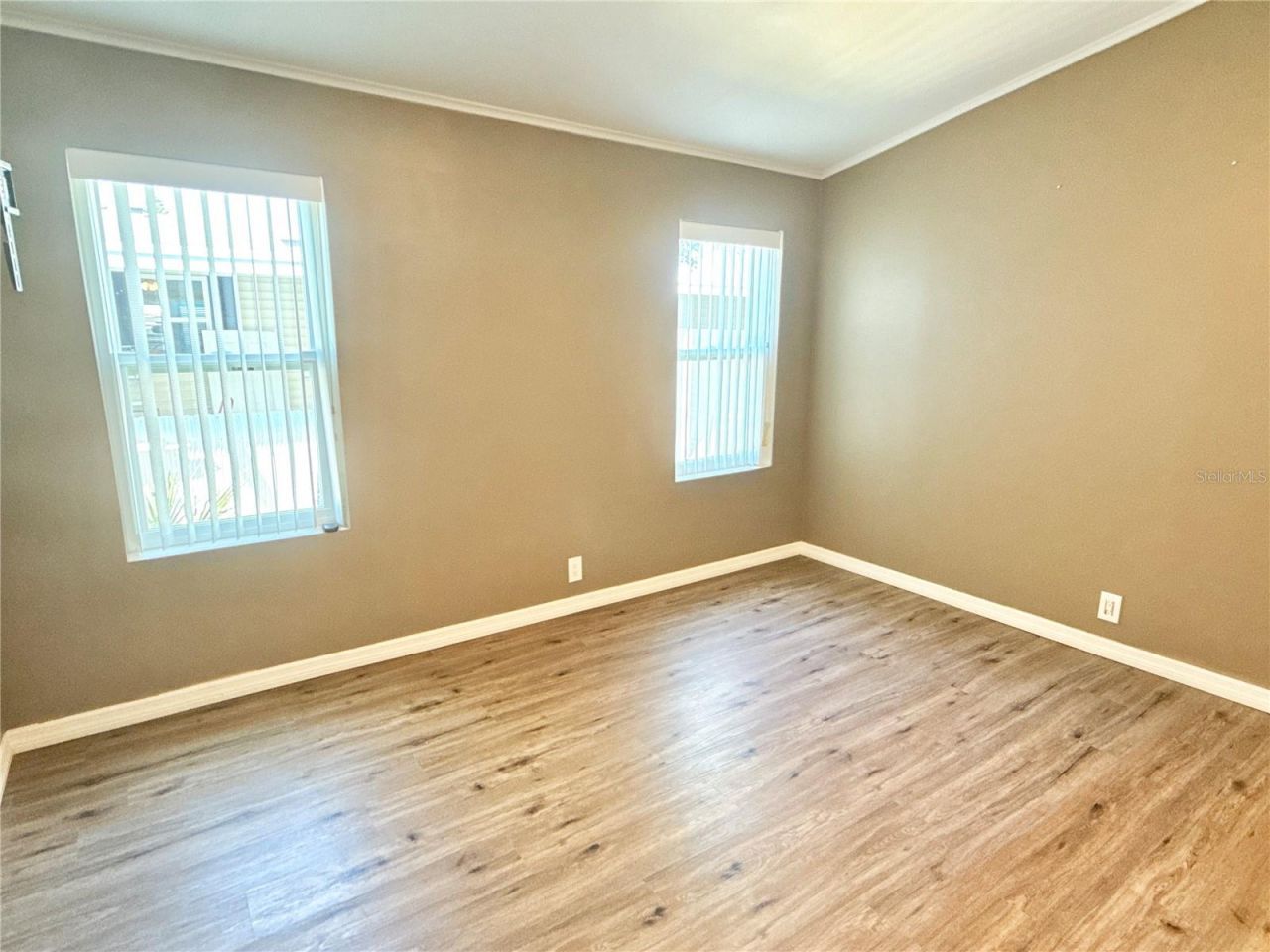 7049 Mount Essex Drive Ne, Unit 521, Saint Petersburg, FL 33702 Photo