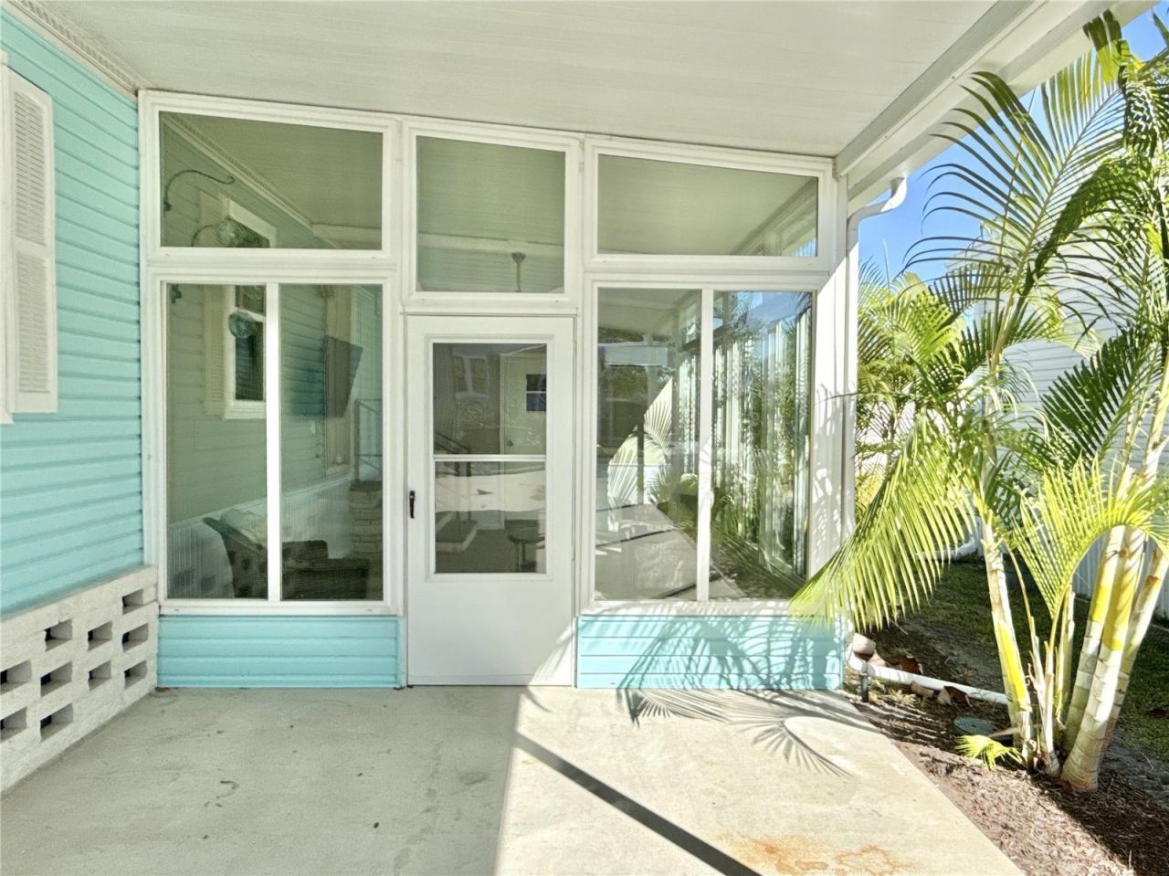 7049 Mount Essex Drive Ne, Unit 521, Saint Petersburg, FL 33702 Photo