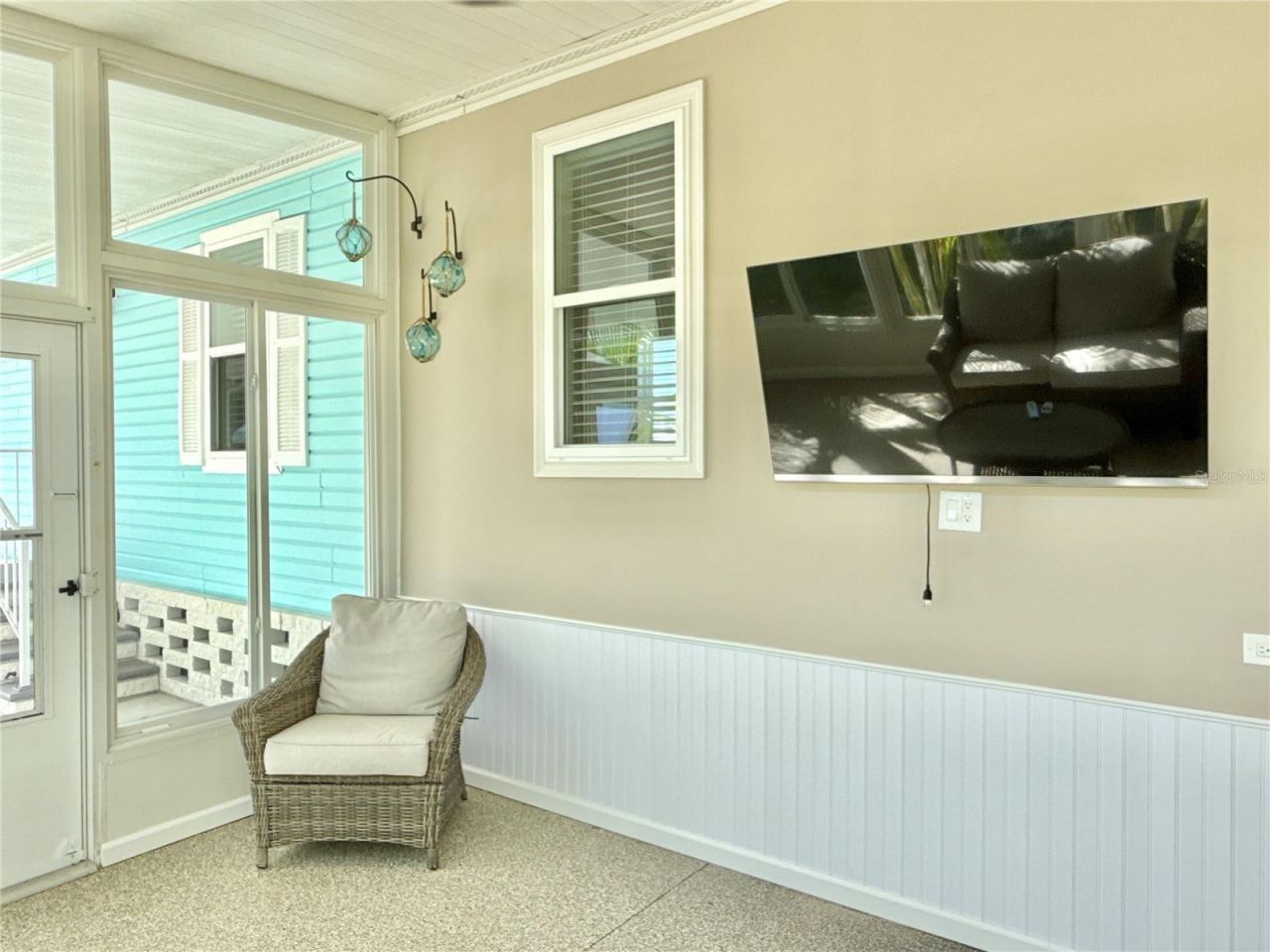 7049 Mount Essex Drive Ne, Unit 521, Saint Petersburg, FL 33702 Photo