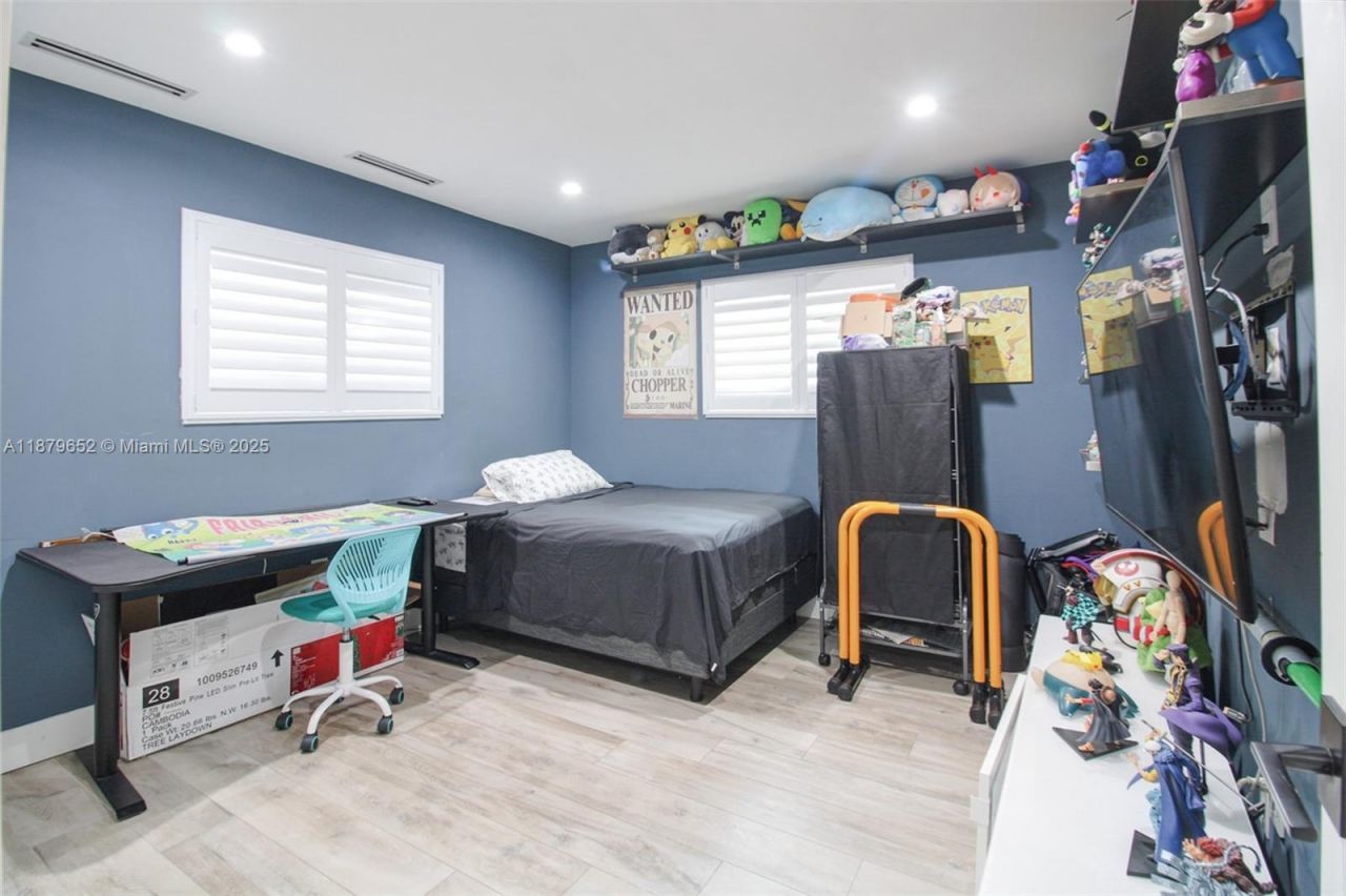 15000 Egan Ln, Miami Lakes, FL 33014 Photo