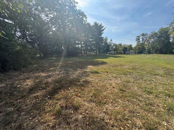 36C W Ray Drive, Zanesville, OH 43701