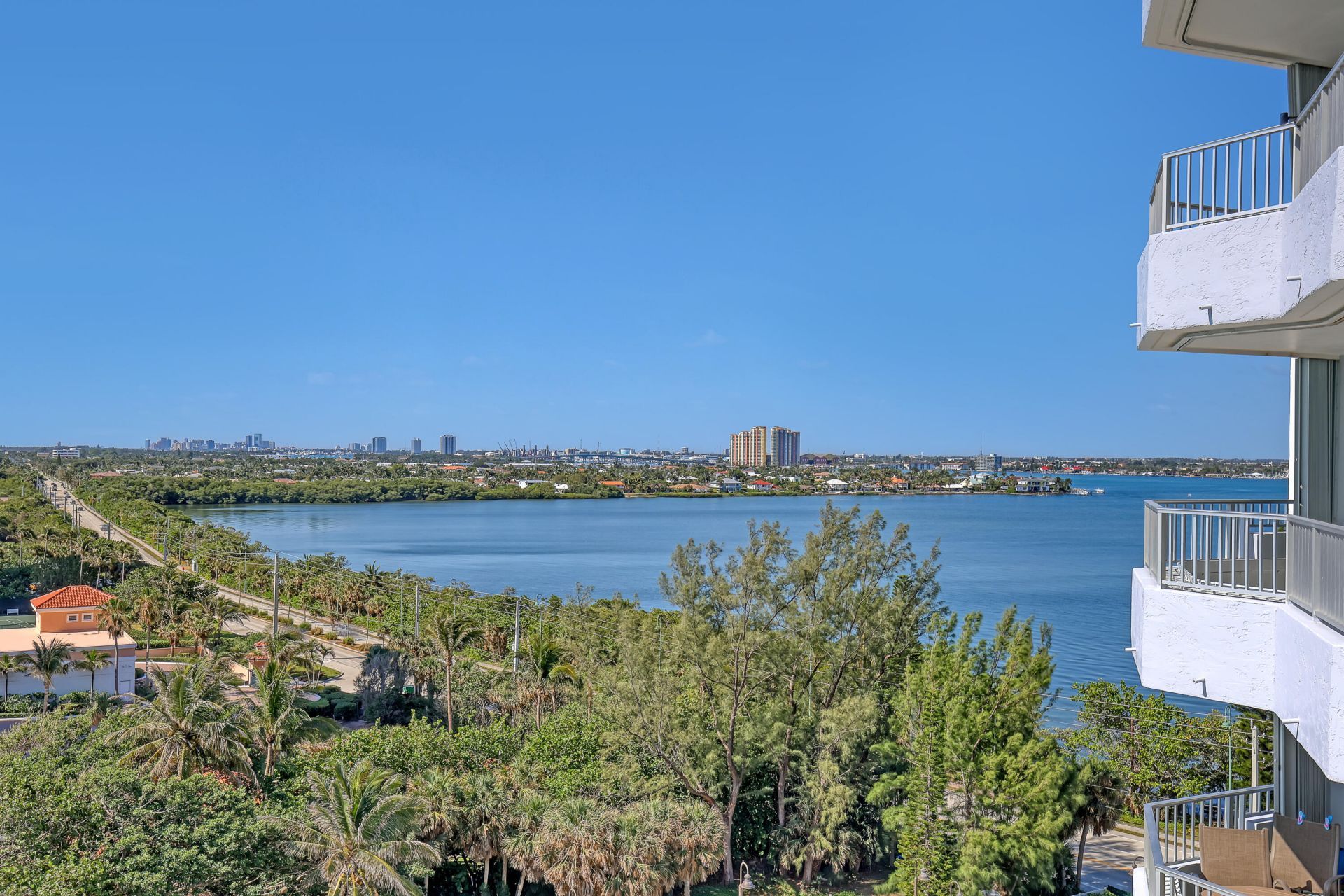 5200 N Ocean Drive, Unit 904, Singer Island, FL 33404 Photo
