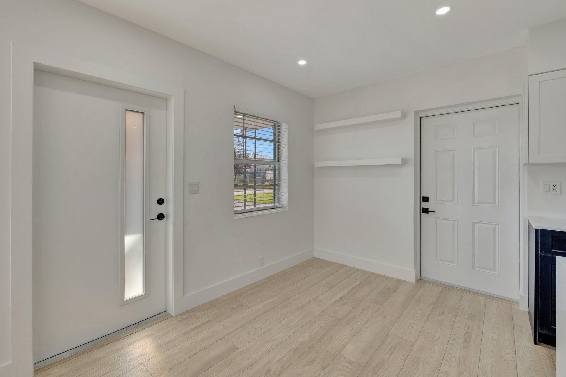 325 De Carie Street, Delray Beach, FL 33444 Photo