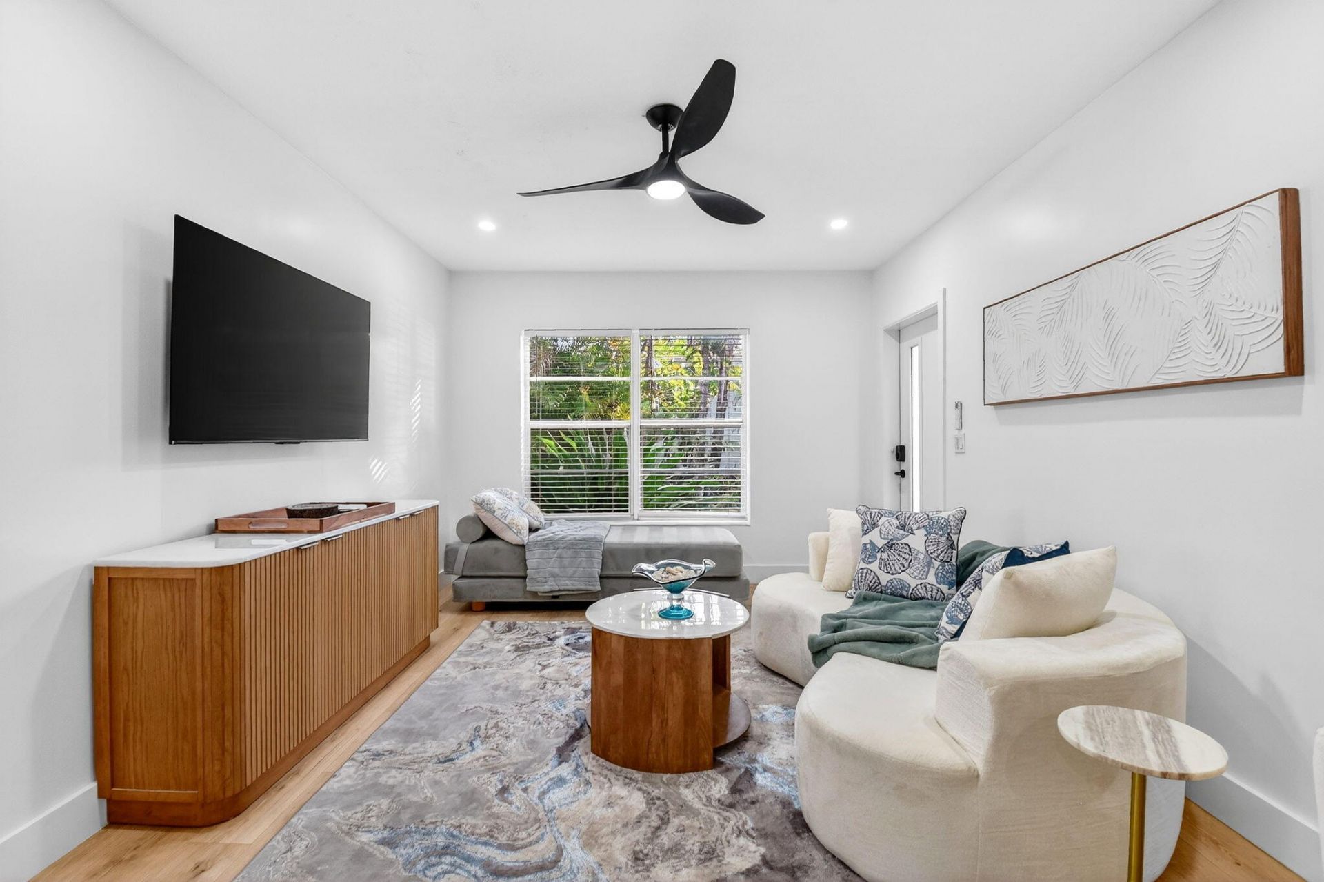 325 De Carie Street, Delray Beach, FL 33444 Photo