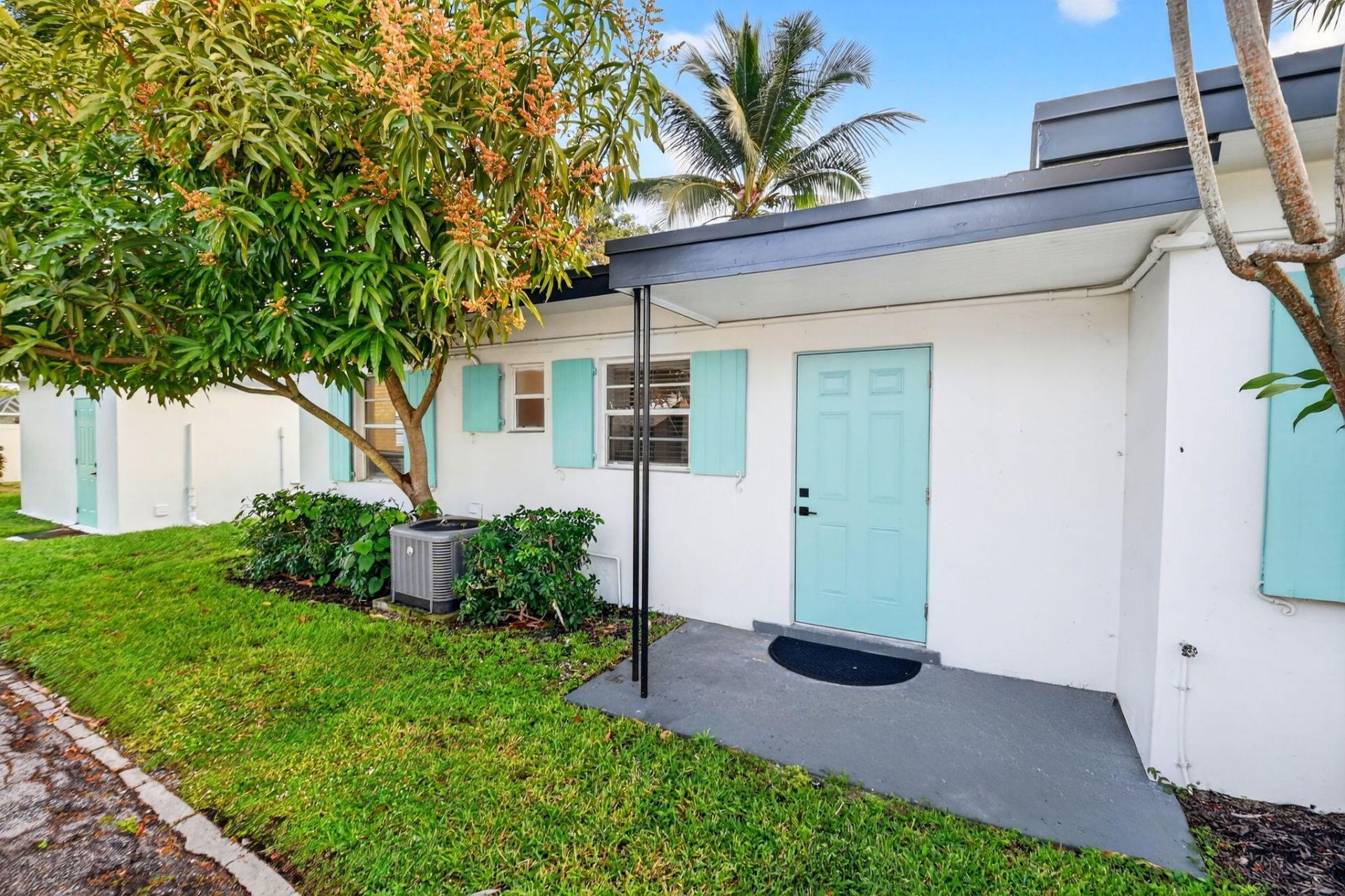 325 De Carie Street, Delray Beach, FL 33444 Photo