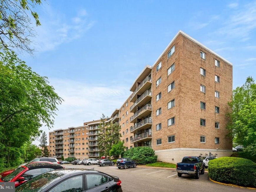 309 Florence Avenue, Unit 229N, Jenkintown, PA 19046 Main Photo