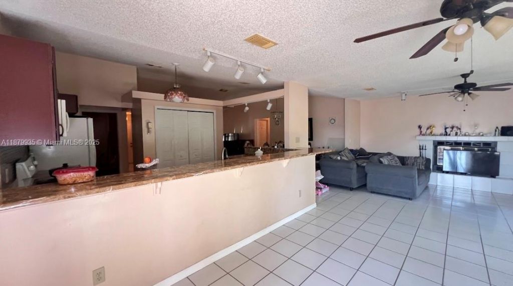 1925 SE Floresta Dr, Port Saint Lucie, FL 34983 Photo