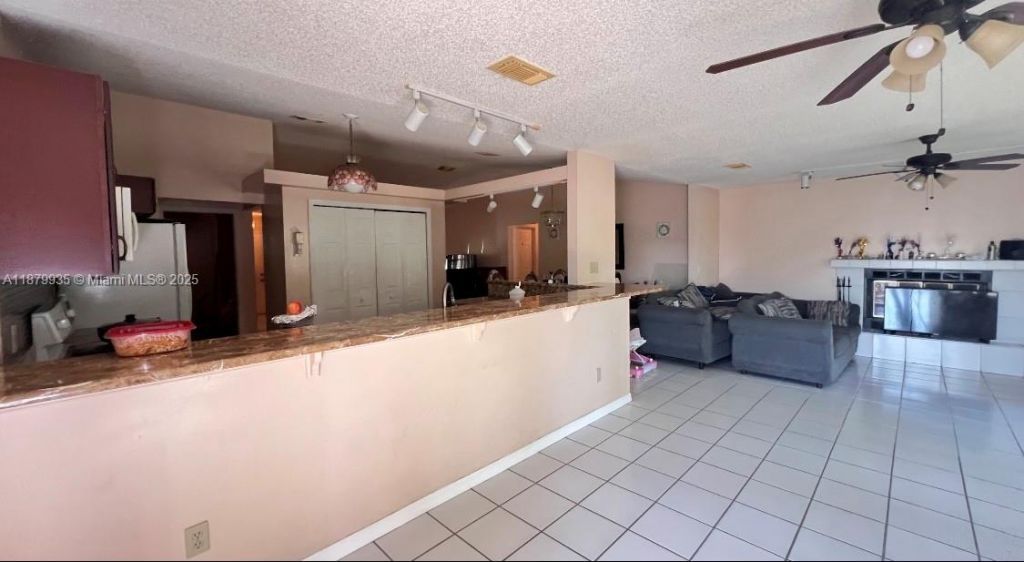 1925 SE Floresta Dr, Port Saint Lucie, FL 34983 Photo