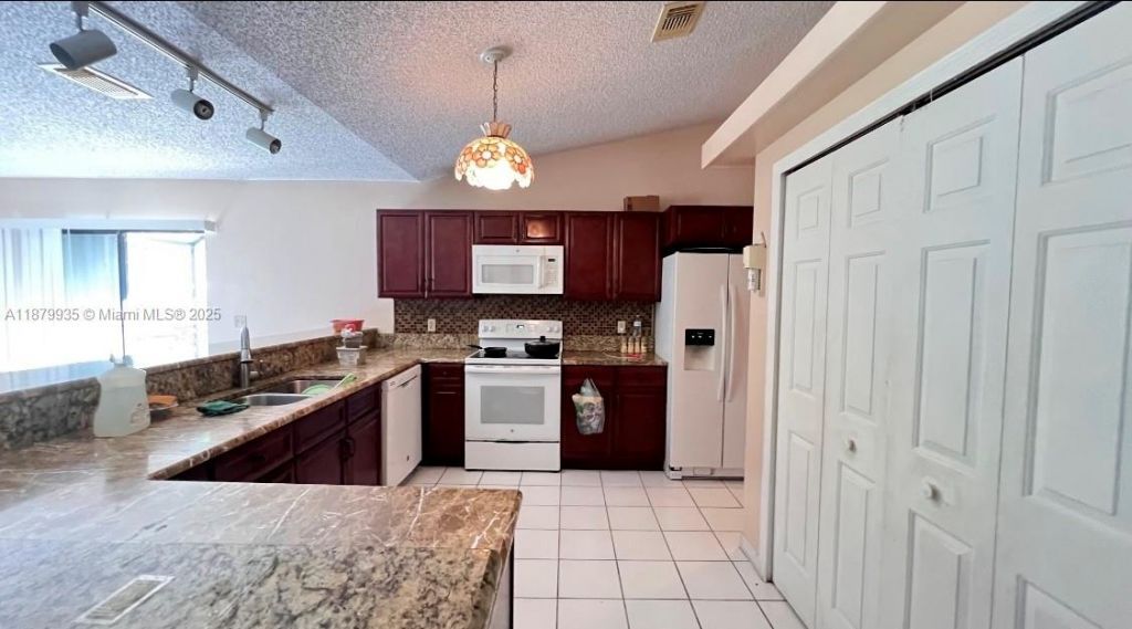 1925 SE Floresta Dr, Port Saint Lucie, FL 34983 Photo