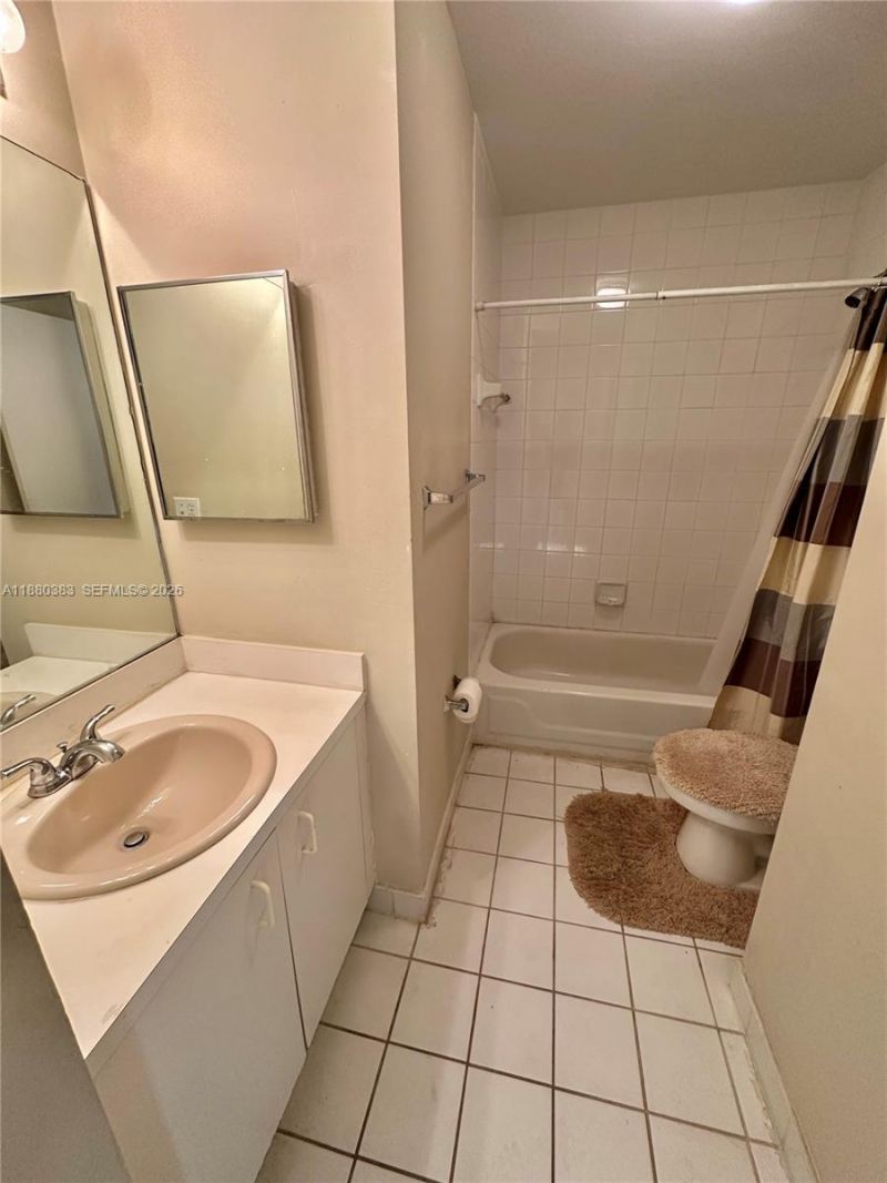 1428 NW 126th Ave, Sunrise, FL 33323 Photo