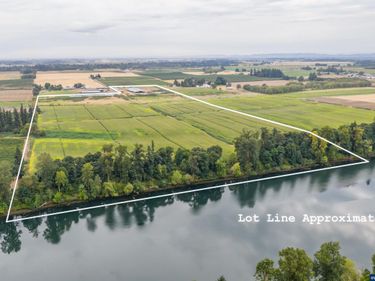 Next To Champoeg Rd, St Paul, OR 97137