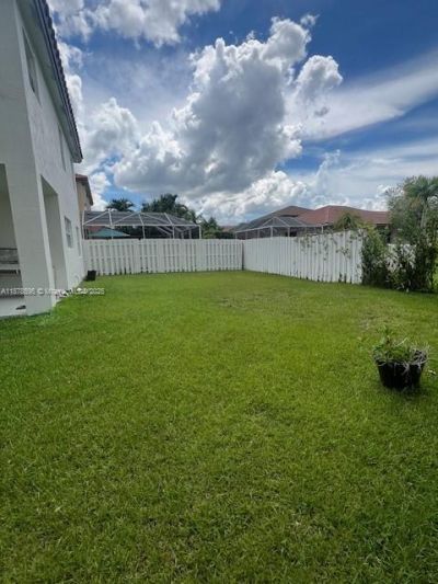 1298 NW 192nd Ter, Pembroke Pines, FL 33029 Photo