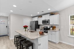 156 Machrie Loop photo 4