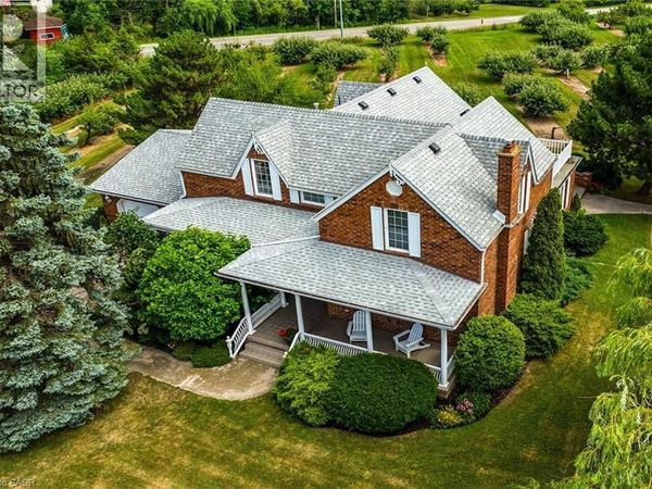 5581 KING Street, Beamsville, ON L0R1B3