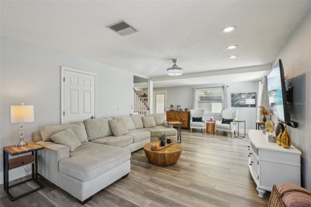 13945 75th Avenue, Seminole, FL 33776 Photo