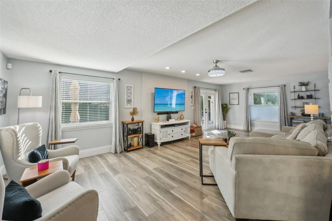 13945 75th Avenue, Seminole, FL 33776 Photo