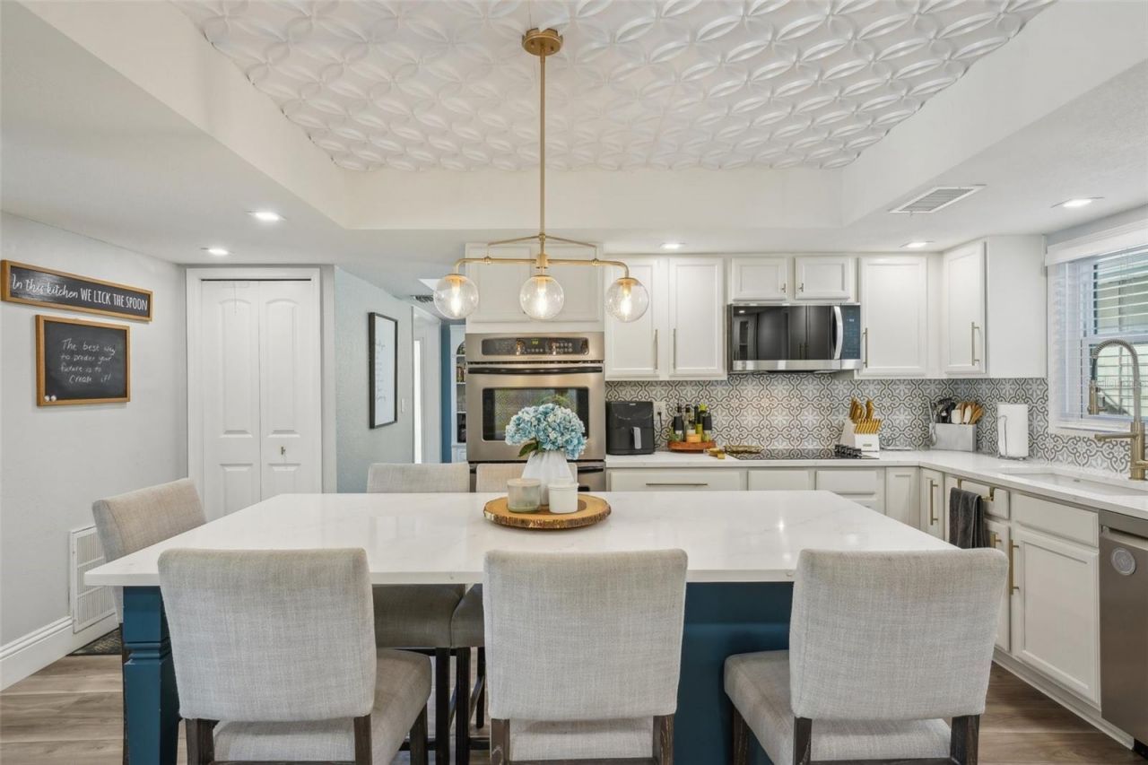 13945 75th Avenue, Seminole, FL 33776 Photo