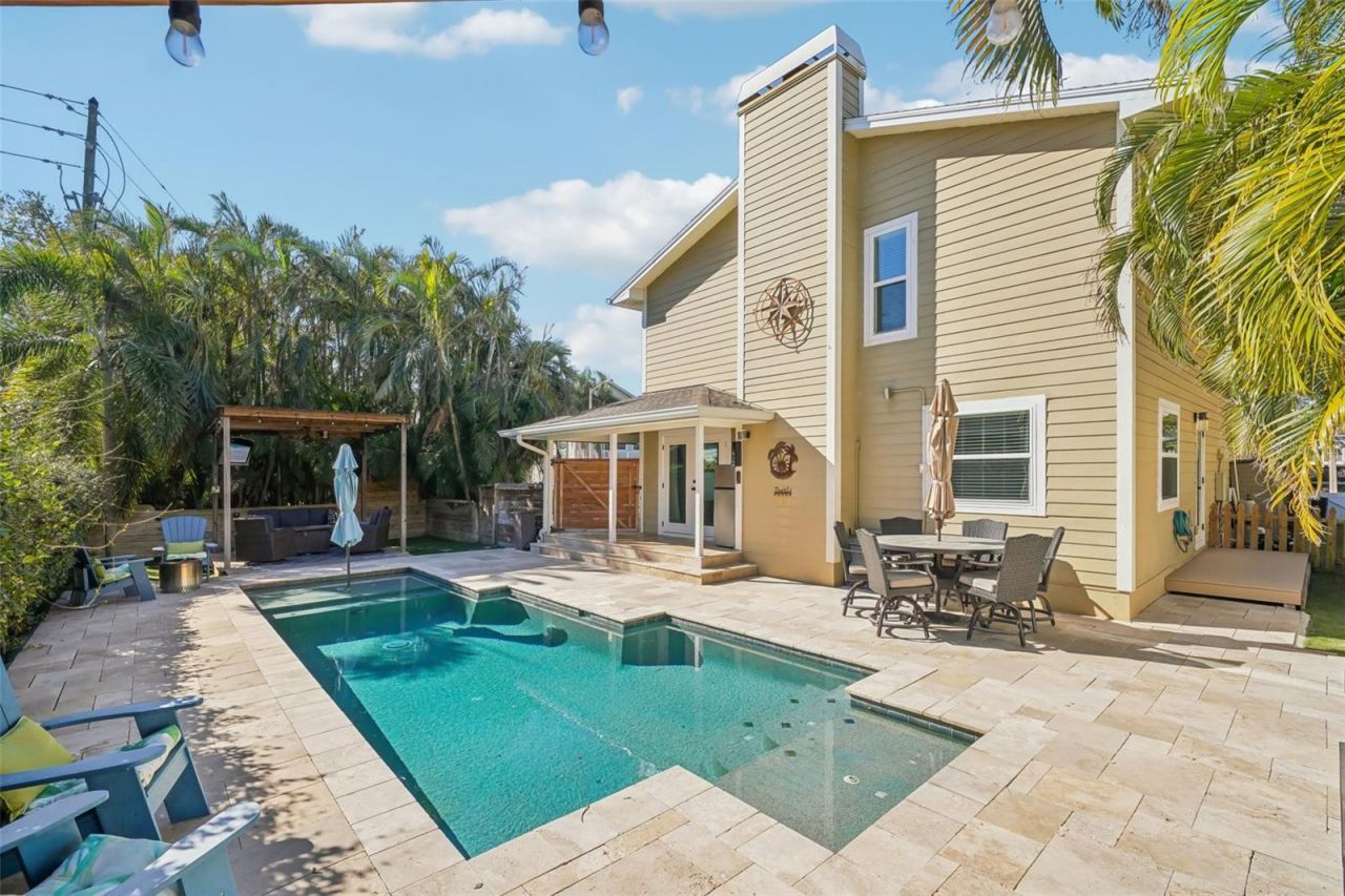 13945 75th Avenue, Seminole, FL 33776 Photo