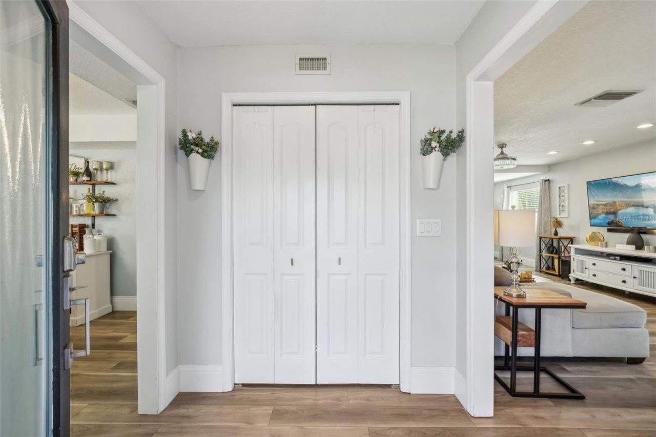 13945 75th Avenue, Seminole, FL 33776 Photo