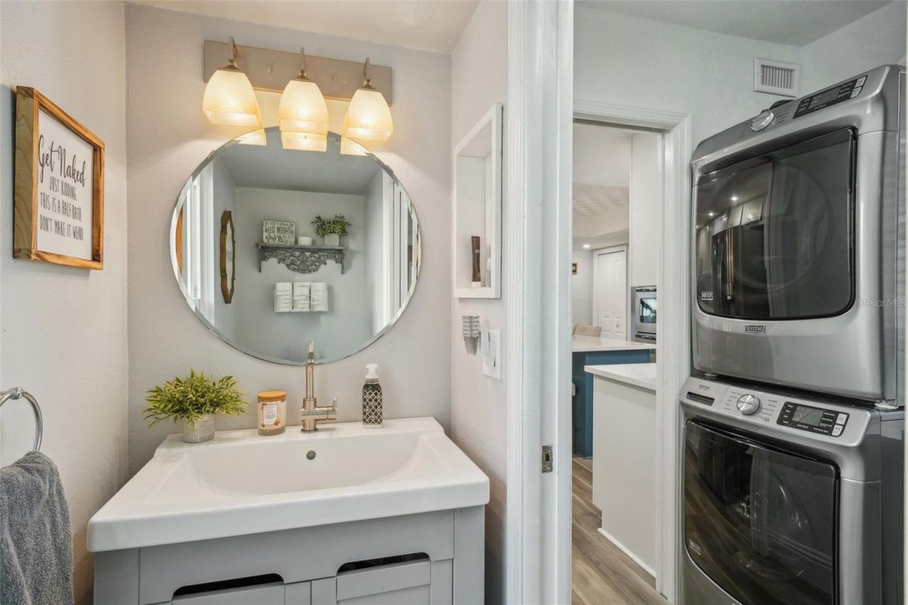 13945 75th Avenue, Seminole, FL 33776 Photo