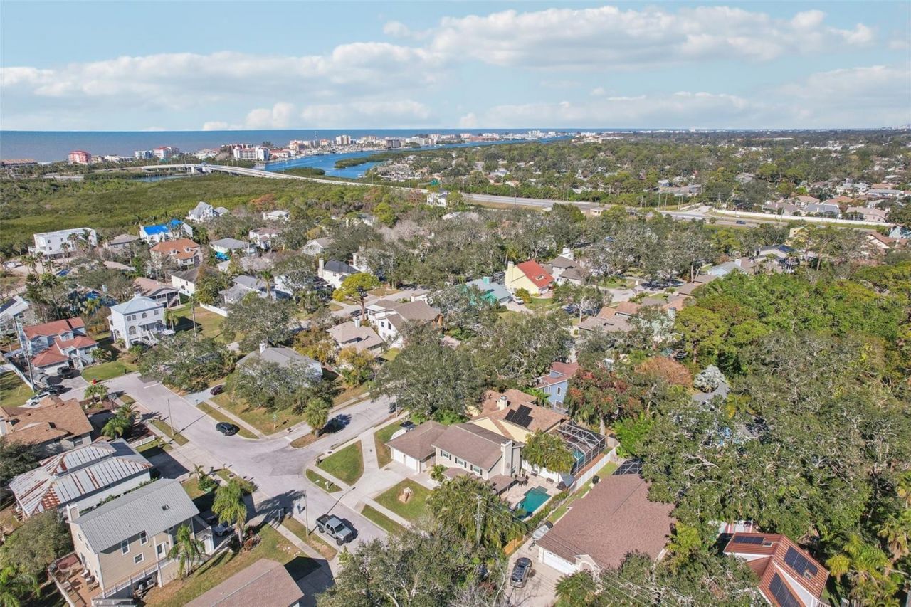 13945 75th Avenue, Seminole, FL 33776 Photo