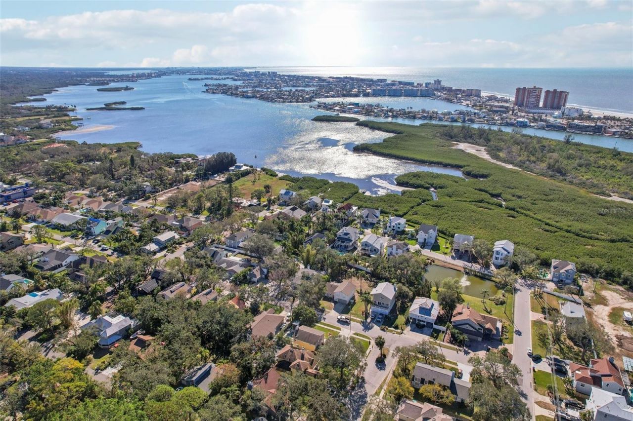 13945 75th Avenue, Seminole, FL 33776 Photo