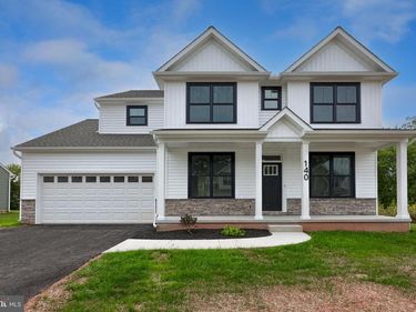 140 ELI DRIVE, YORK, PA 17404