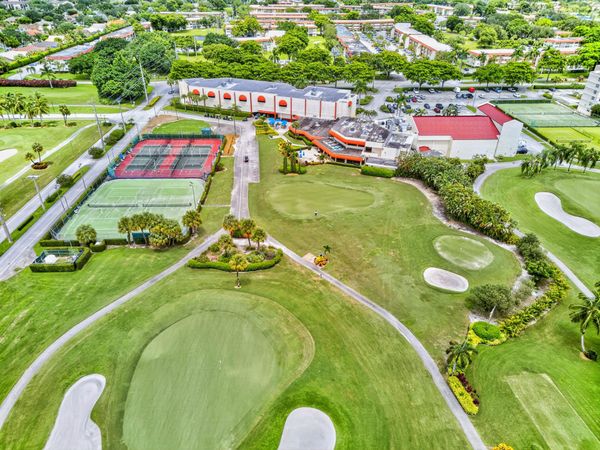 681 S Hollybrook Drive, Unit 302, Pembroke Pines, FL 33025