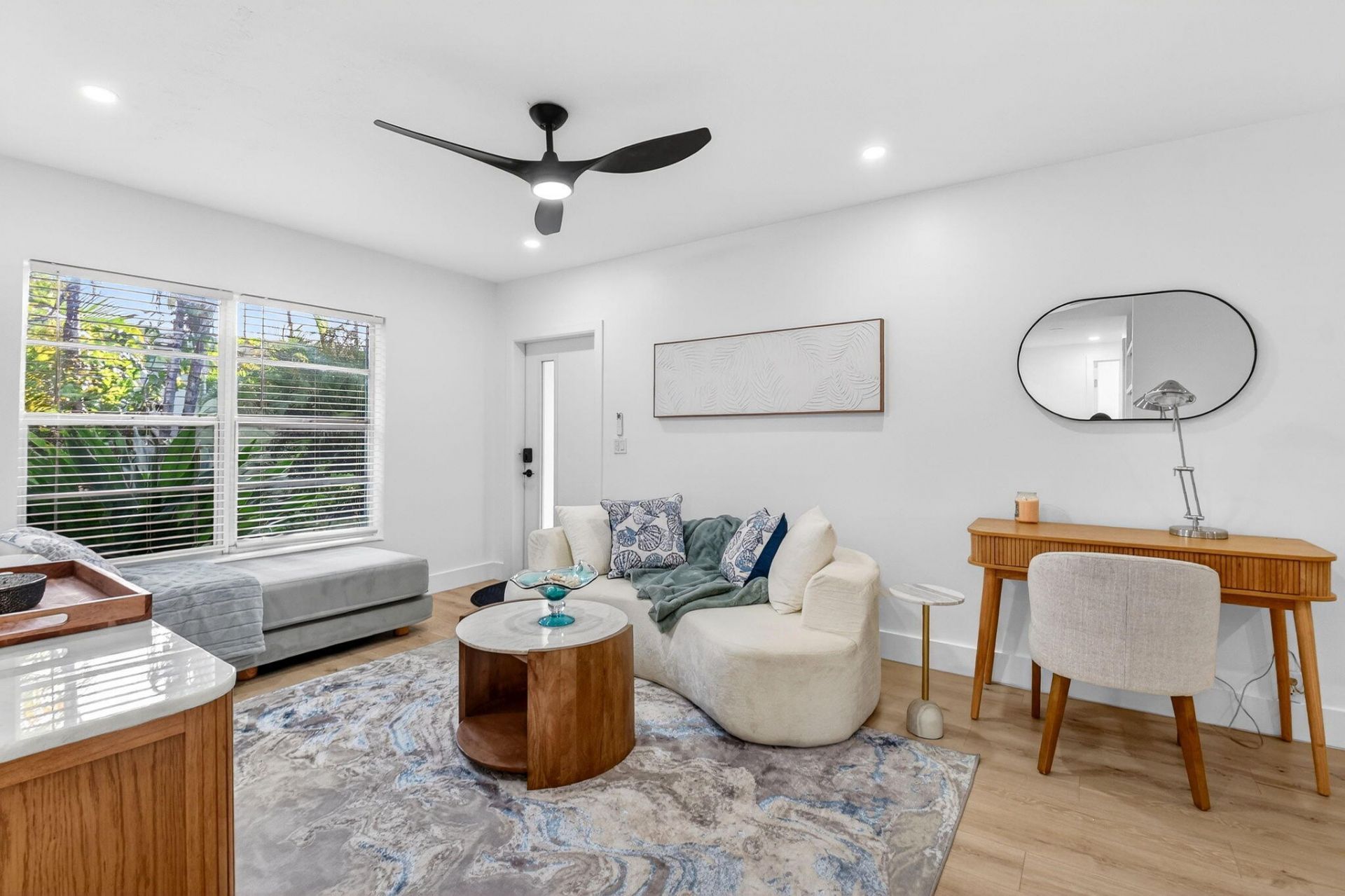 325 E Decarie Street, Delray Beach, FL 33444 Photo