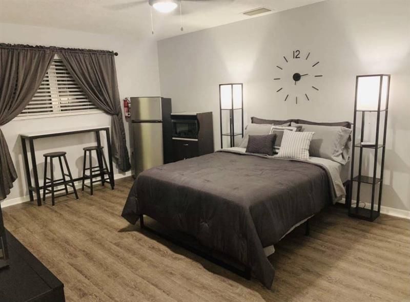 1821 NW 113th Avenue, Pembroke Pines, FL 33026 Photo