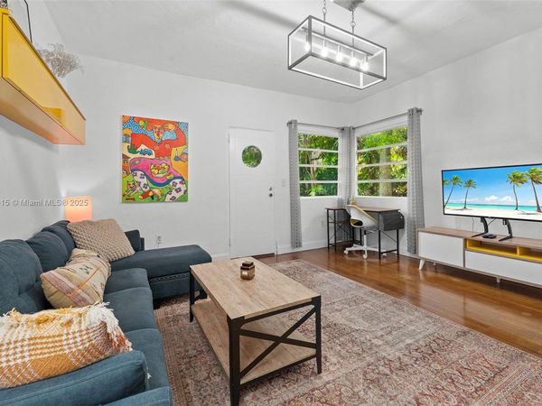 1211 Pennsylvania Ave, Unit A1, Miami Beach, FL 33139