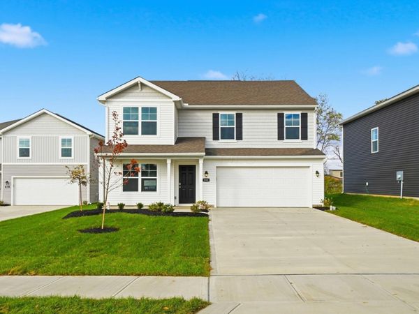 993 Sherwood Loop, Bellefontaine, OH 43311