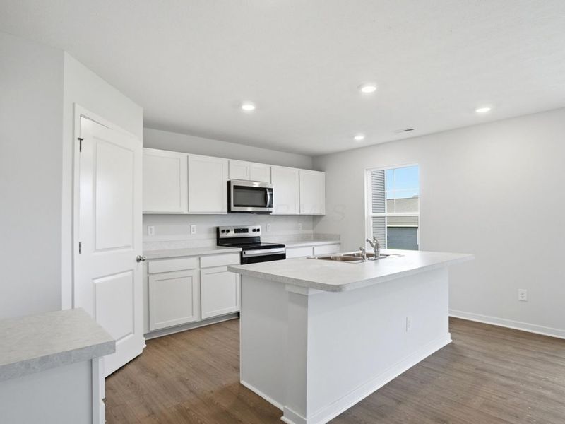 993 Sherwood Loop, Bellefontaine, OH 43311 Photo 15