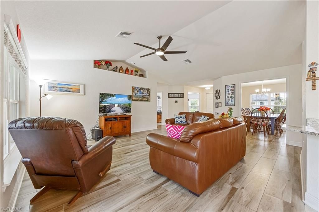 2216 SW 8th Ct, Cape Coral, FL 33991 Photo