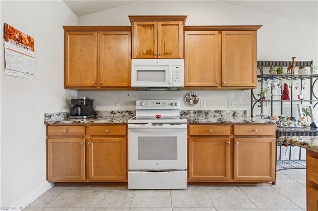 2216 SW 8th Ct, Cape Coral, FL 33991 Photo