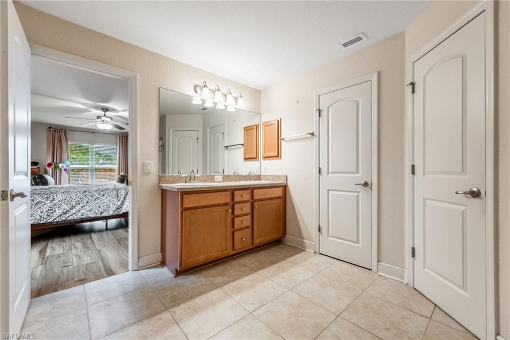 2216 SW 8th Ct, Cape Coral, FL 33991 Photo