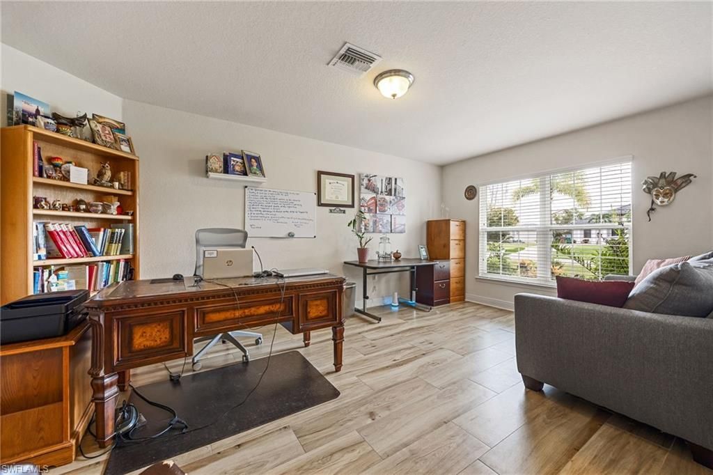 2216 SW 8th Ct, Cape Coral, FL 33991 Photo