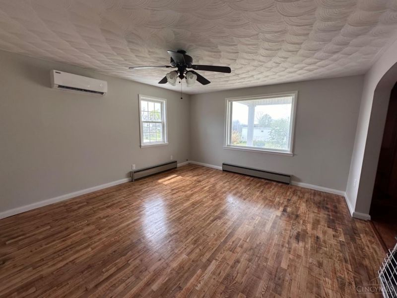 9 Sugar Street, Sinking Spring, OH 45172 Photo 4