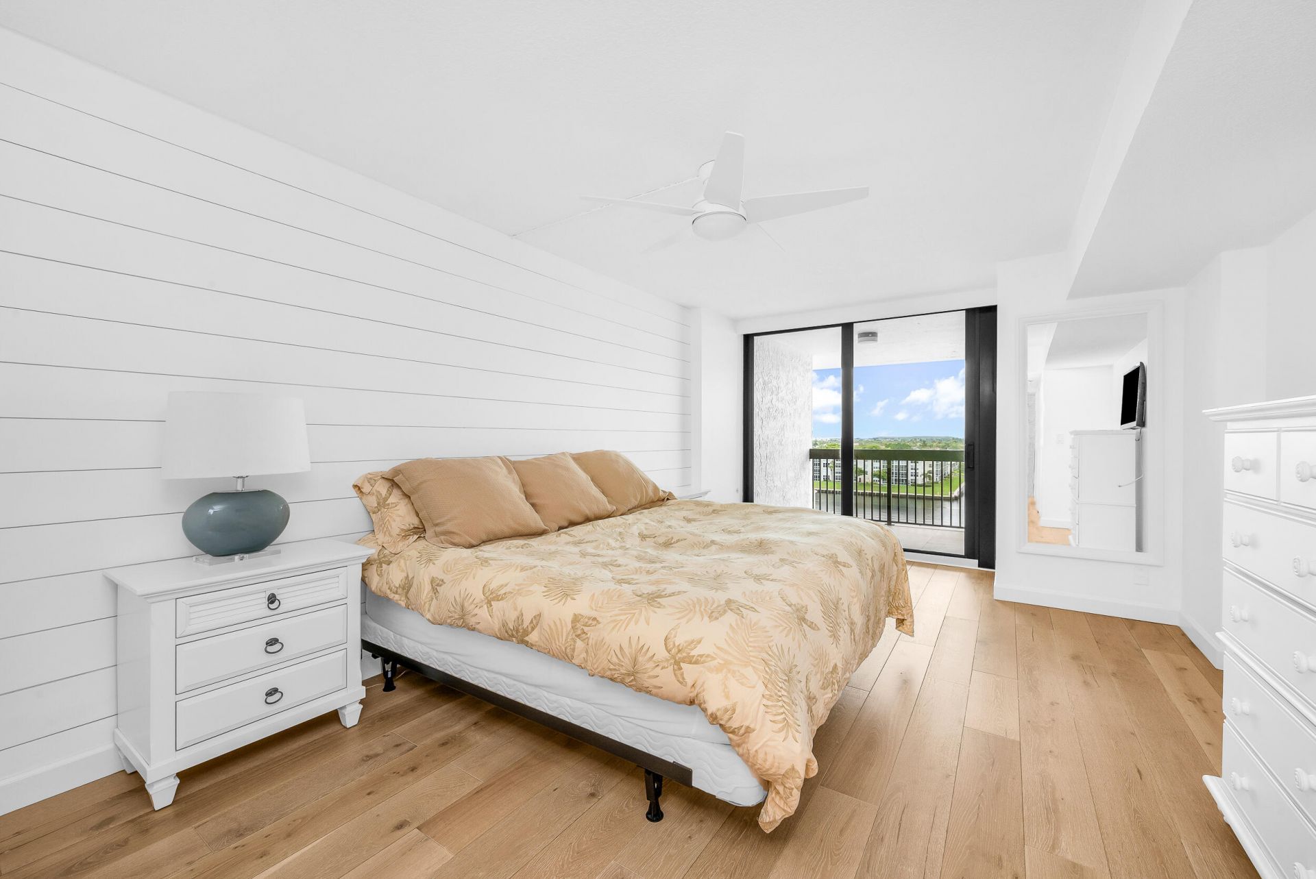 1155 Hillsboro Mile, Unit 602, Hillsboro Beach, FL 33062 Photo