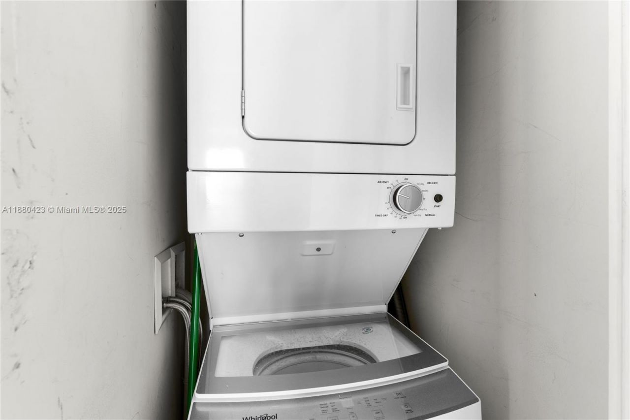 465 Brickell Ave, Unit 4901, Miami, FL 33131 Photo