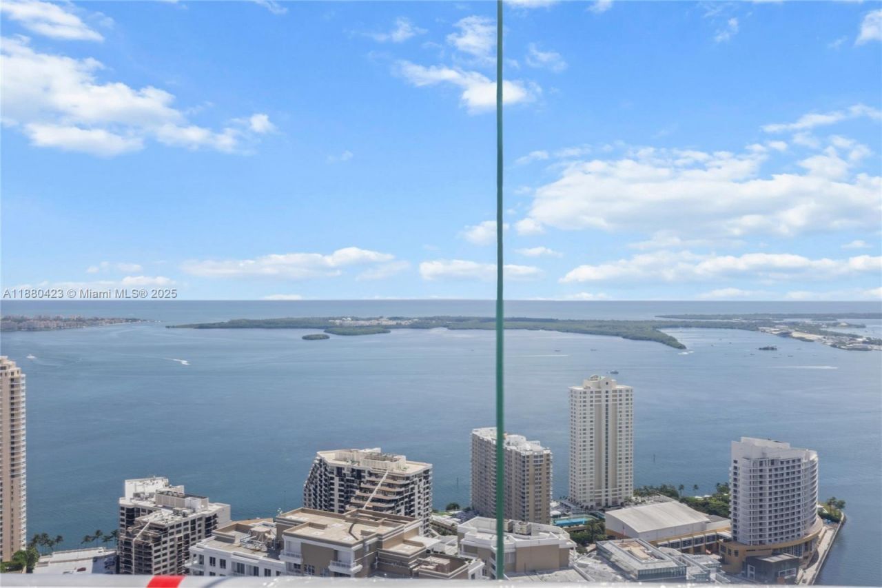 465 Brickell Ave, Unit 4901, Miami, FL 33131 Photo
