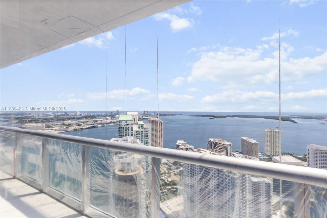 465 Brickell Ave, Unit 4901, Miami, FL 33131 Photo