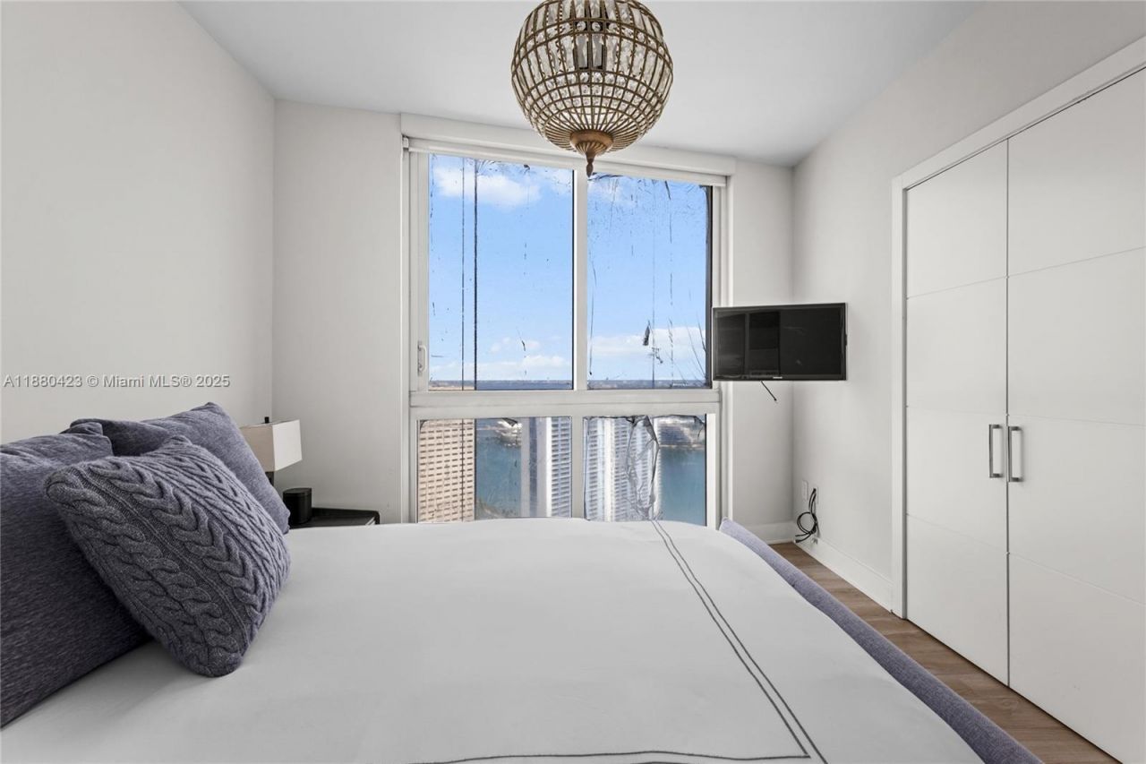 465 Brickell Ave, Unit 4901, Miami, FL 33131 Photo